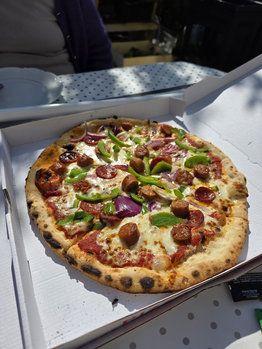 L’Heurt De La Pizza Photos 2